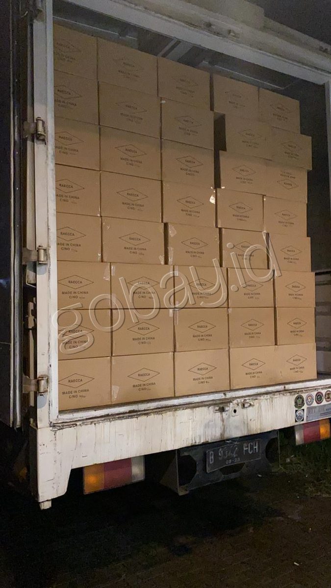 Bak truk penuh muatan